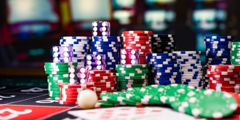 Đồ họa 3D sống động và thao tác mượt mà